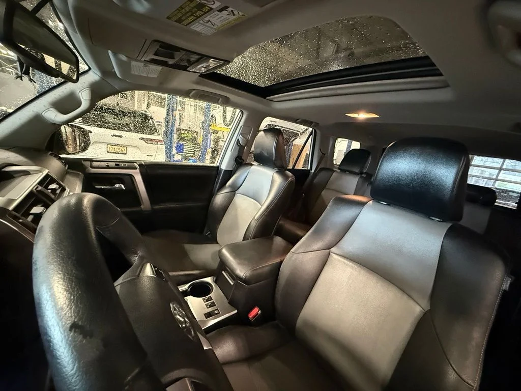 Used 2015 White Toyota SR5 Premium image 21