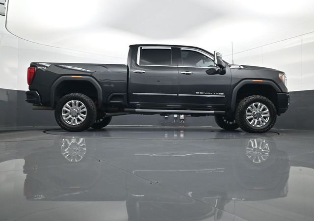Used 2020 Black GMC Denali image 24