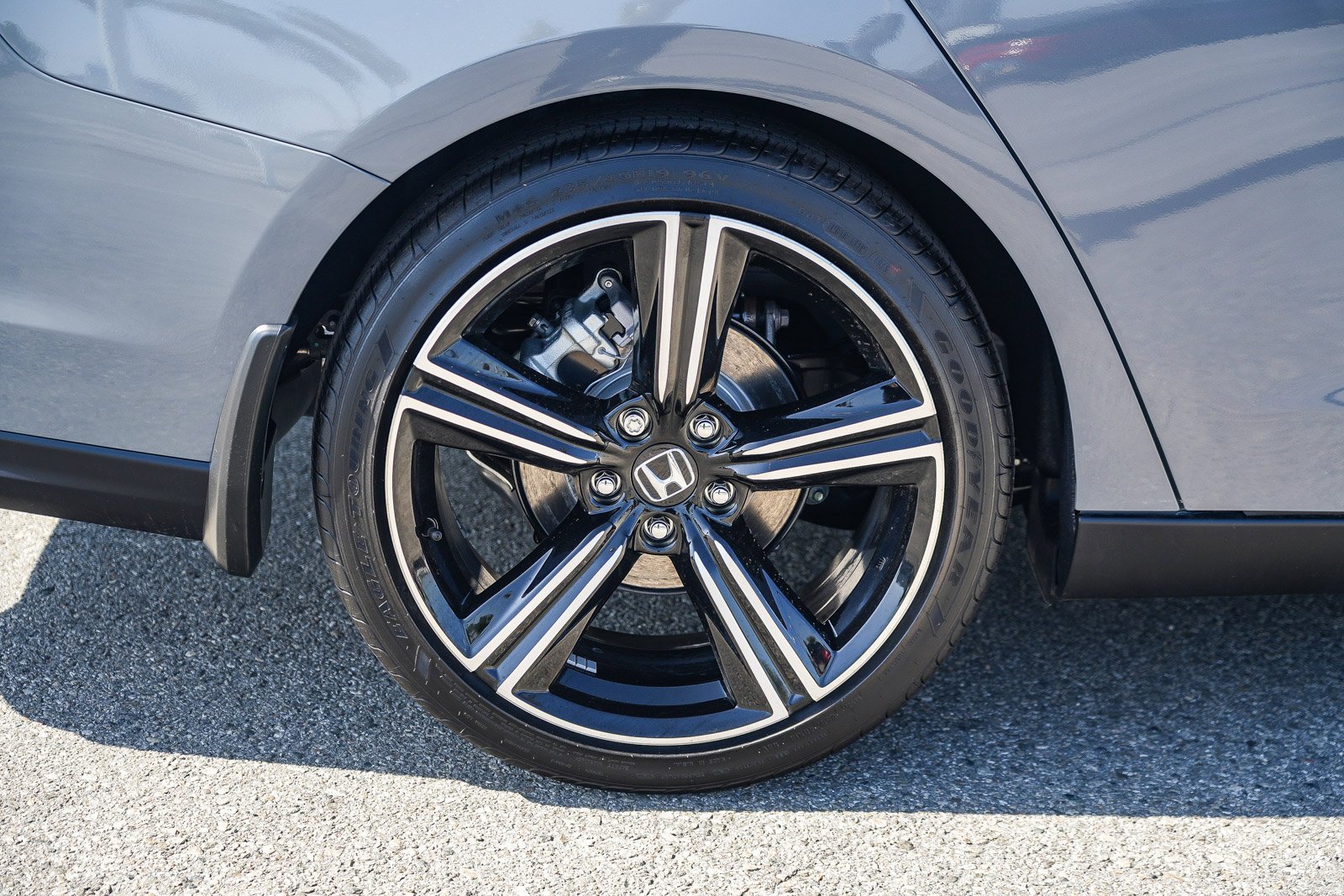 New 2026 Urban Gray Pearl Honda SE image 11