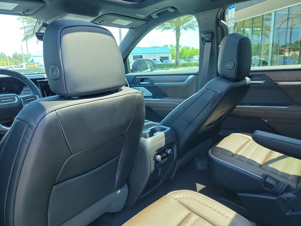 Used 2026 White GMC Denali Ultimate image 17