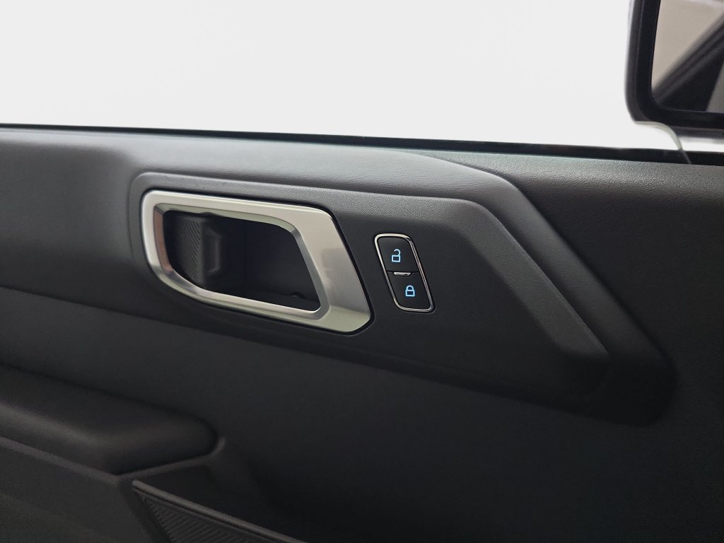 Used 2024 Gray Metallic Ford Badlands image 29