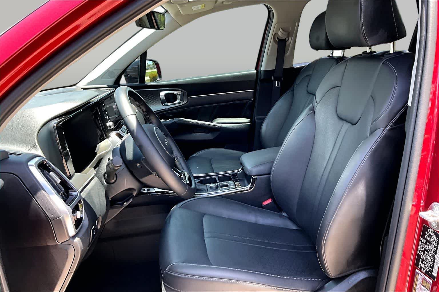 Used 2023 Passion Red Kia SX image 8