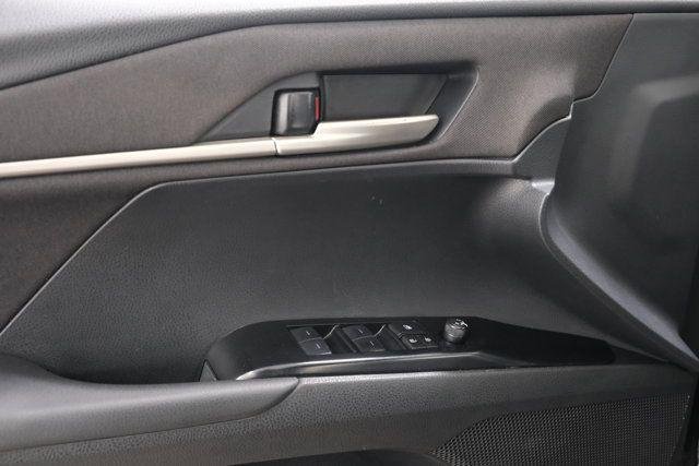 Certified Used 2025 MIDNIGHT BLACK METALLIC Toyota  image 25