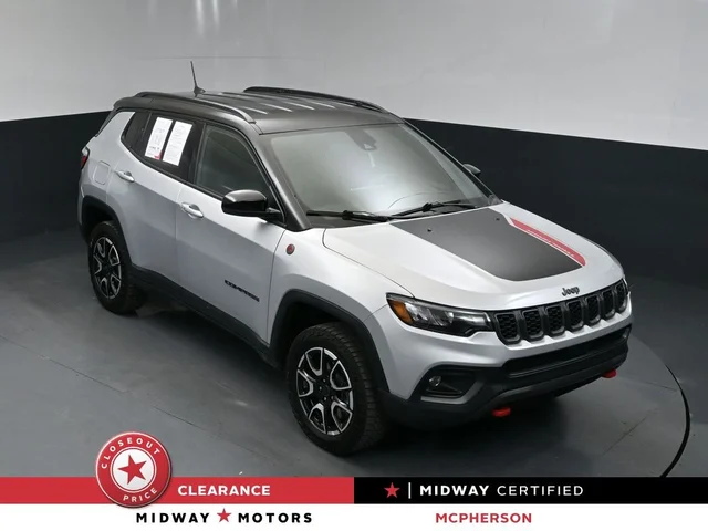 2025 Jeep Compass Trailhawk