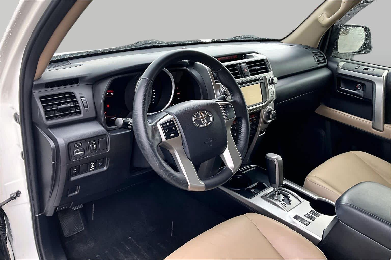 Used 2013 Blizzard Pearl Metallic Toyota Limited image 18