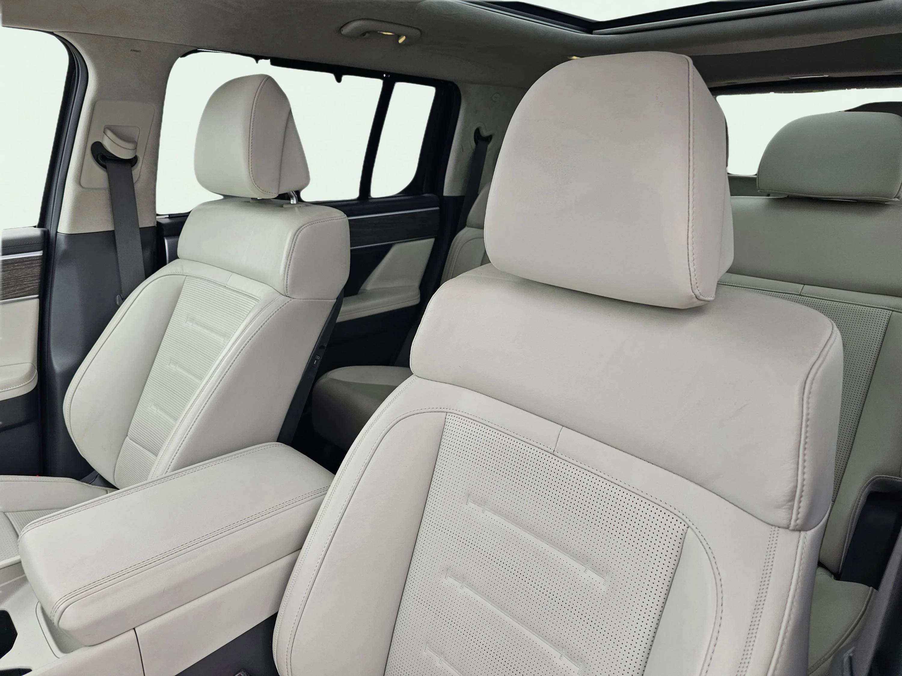 Used 2024 Hampton Gray Hyundai Calligraphy image 17