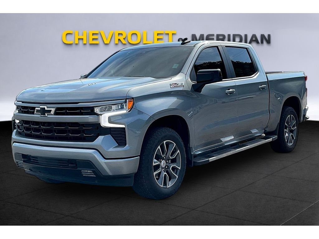 Used 2025 Sterling Gray Metallic Chevrolet RST image 9
