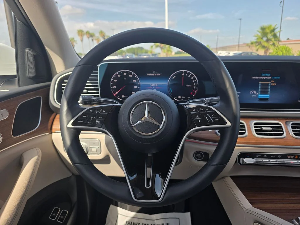 Certified Used 2025 White Mercedes-Benz GLE 450e image 18
