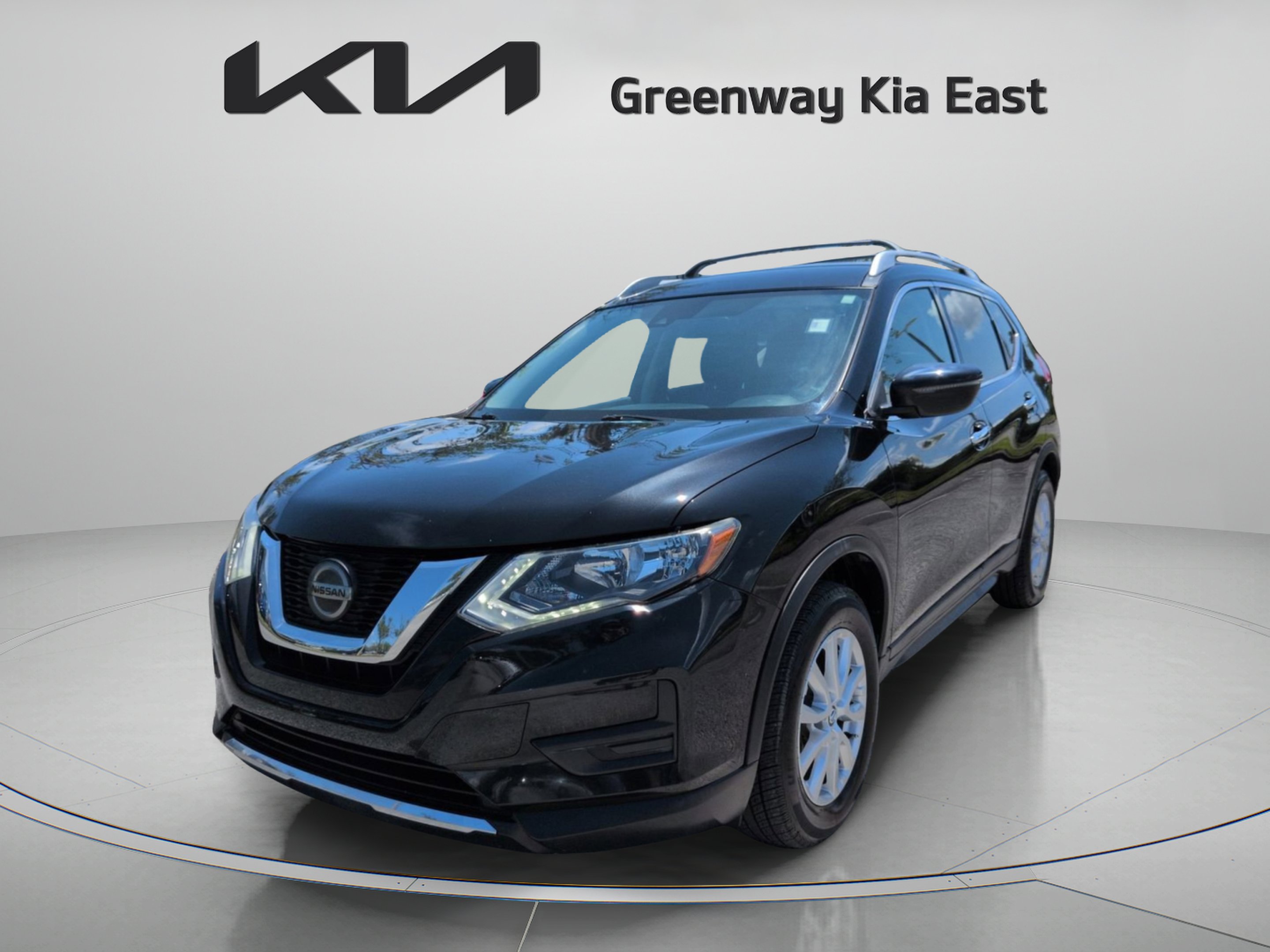 Used 2020 Magnetic Black Pearl Nissan SV image 10