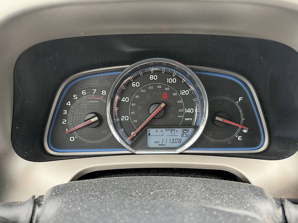 Used 2013 Magnetic Gray Metallic Toyota Limited image 8