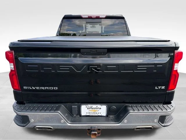 Used 2021 BLACK Chevrolet LTZ image 4
