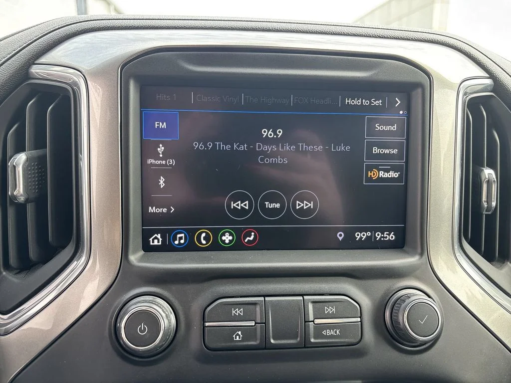 Used 2019 Silver Chevrolet RST image 12