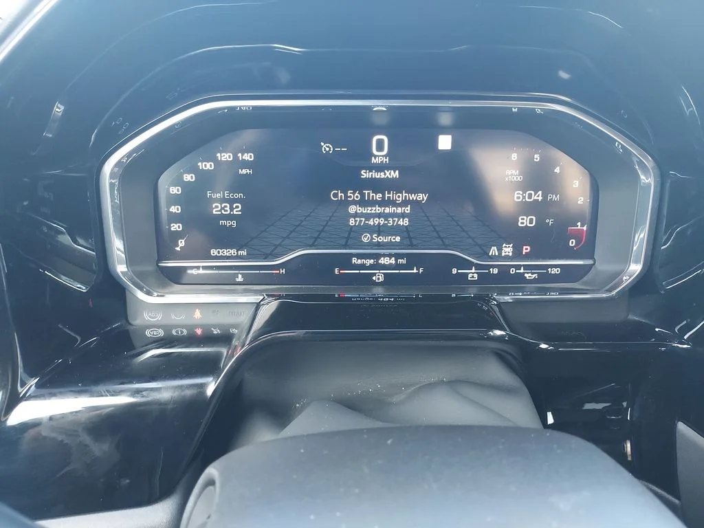Used 2022 Silver GMC SLT image 21