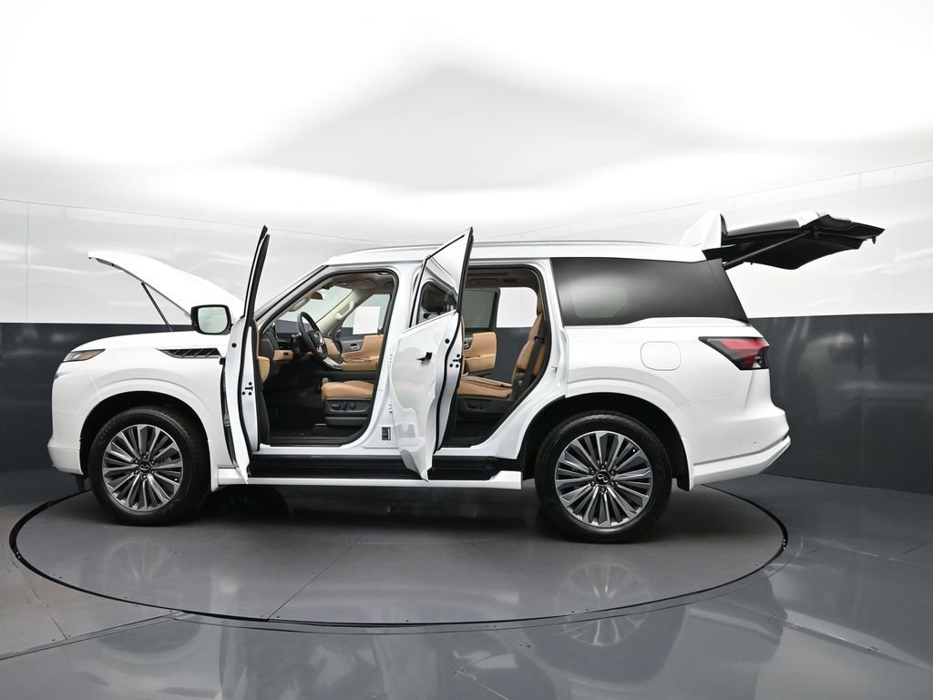 New 2026 RADIANT WHITE INFINITI Luxe 2WD image 47