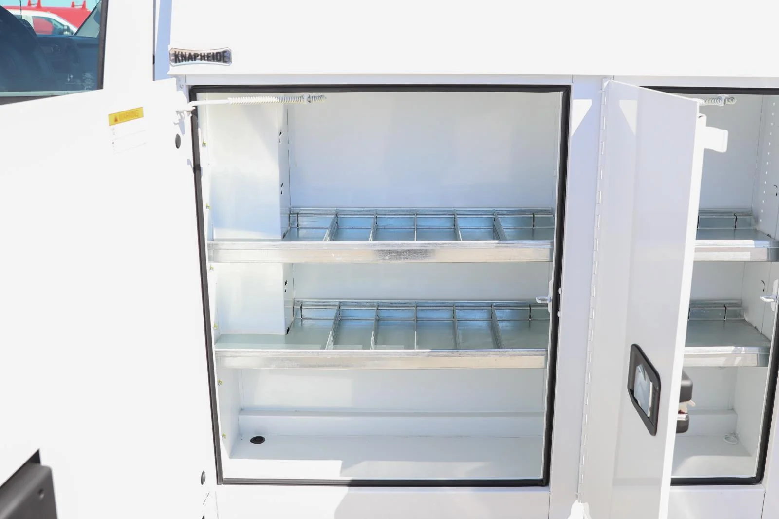 New 2026 Oxford White Ford E-350 SRW image 21