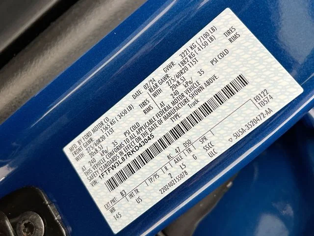 Used 2024 Blue Ford XLT image 41