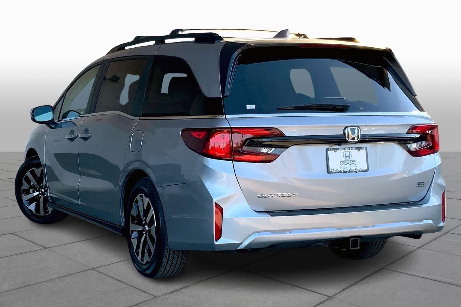 New 2026 Solar Silver Metallic Honda EX-L image 12