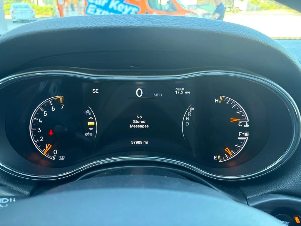 Used 2020 White Jeep Altitude image 26