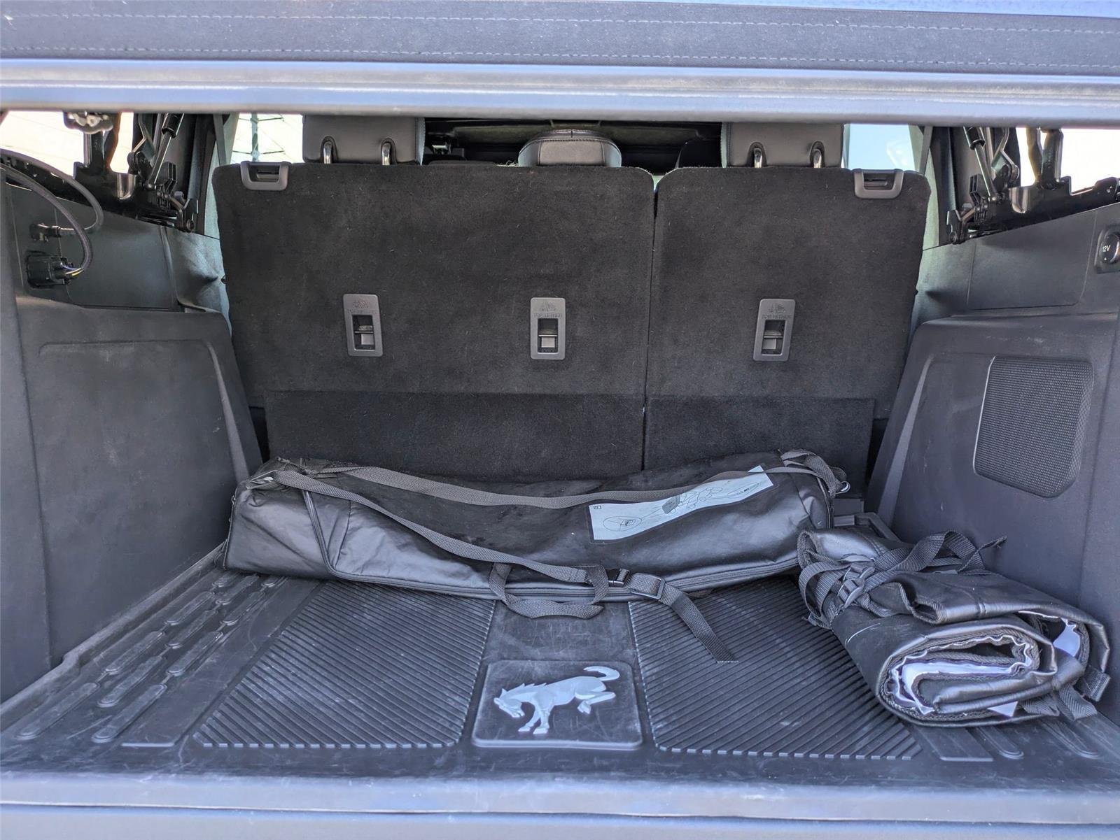 Used 2022 Shadow Black Ford Wildtrak image 28