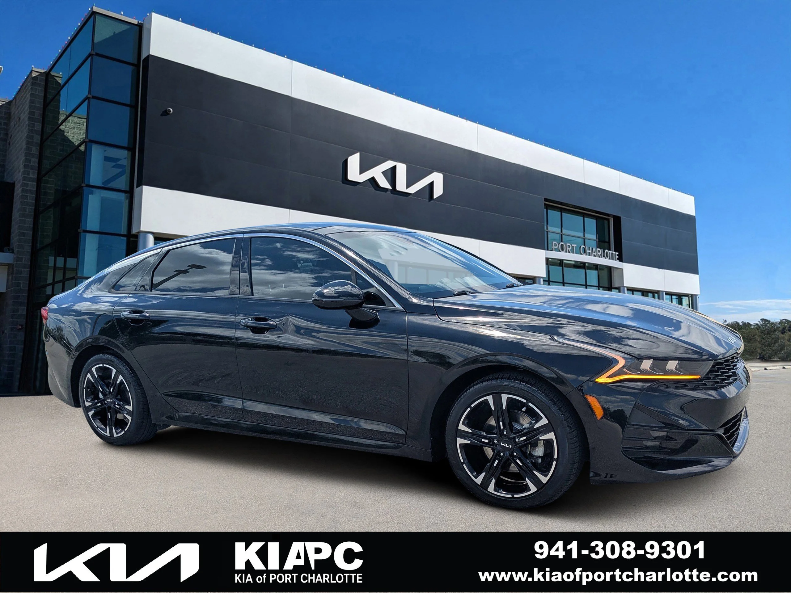 2023 Kia Optima GT-Line FWD's photo