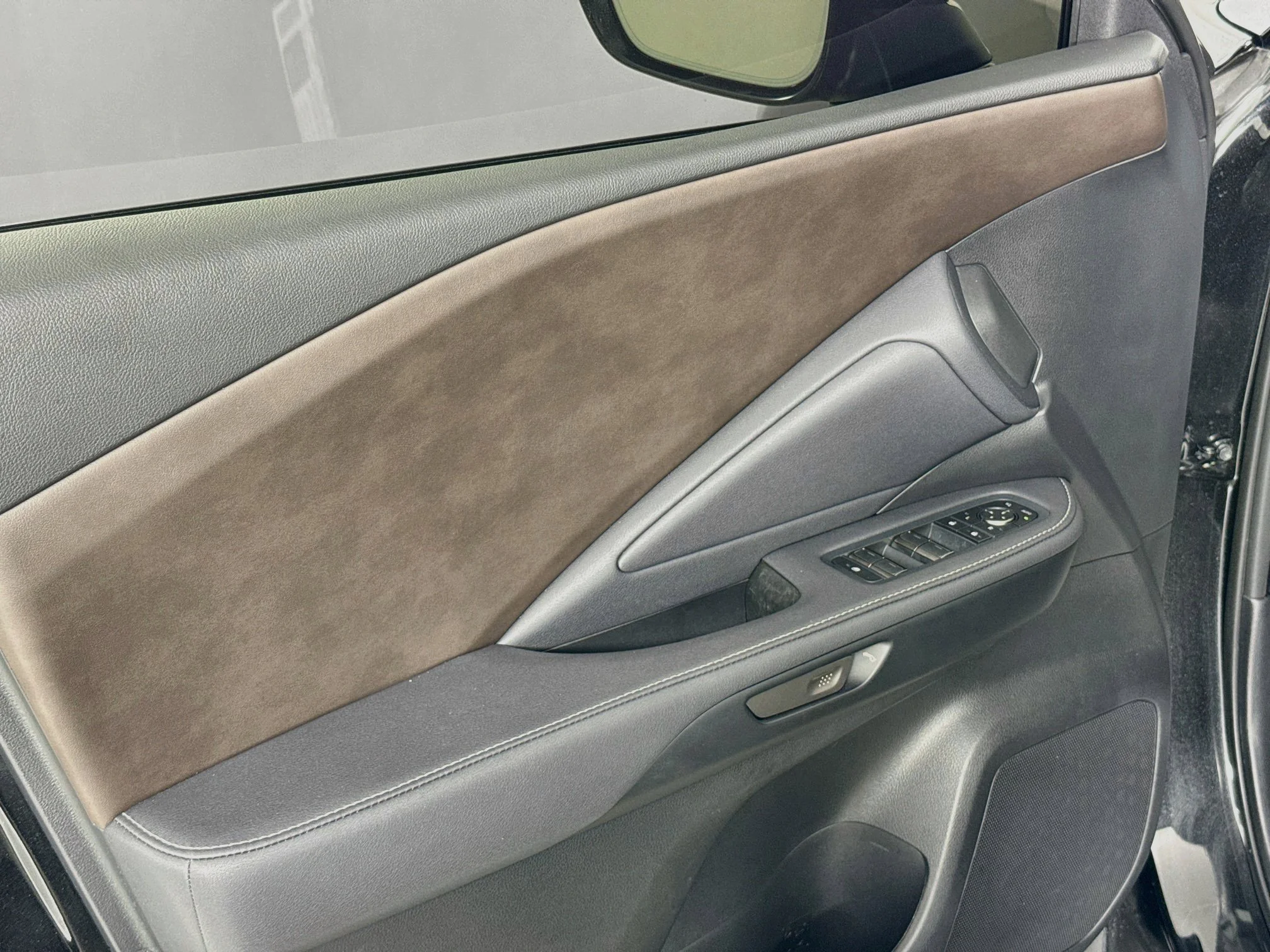 Certified Used 2025 CAVIAR Lexus 350 Premium image 31