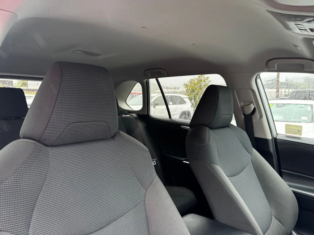 Used 2023 Silver Toyota LE image 19