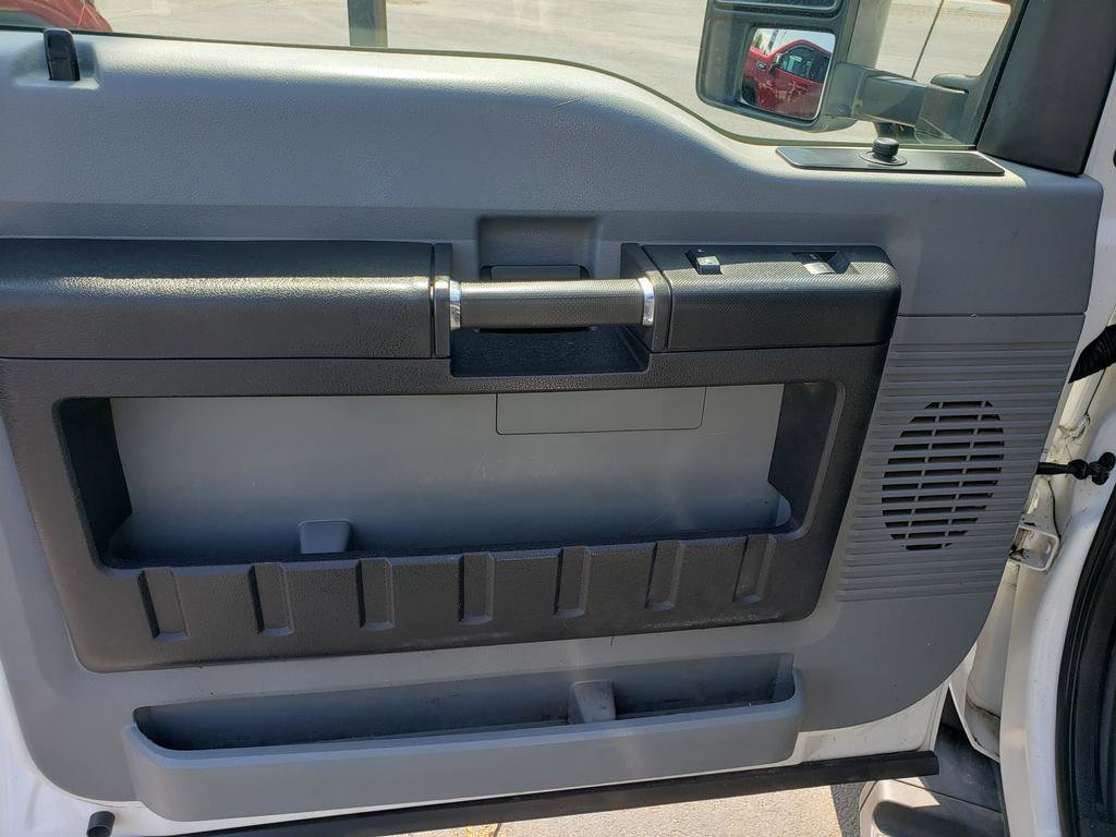 Used 2016 Oxford White Ford  image 11