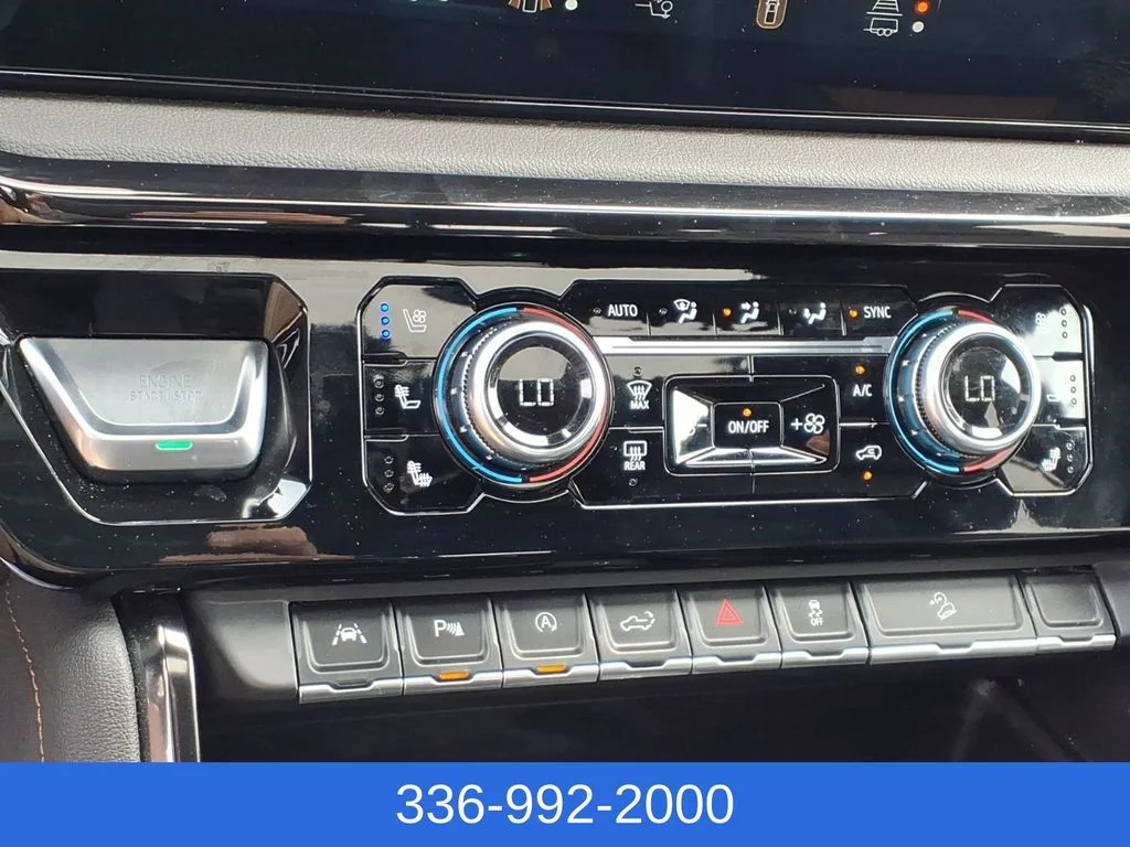 Used 2024 White GMC AT4 image 10