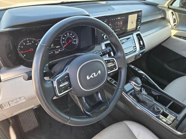 Used 2022 White Kia SX image 10