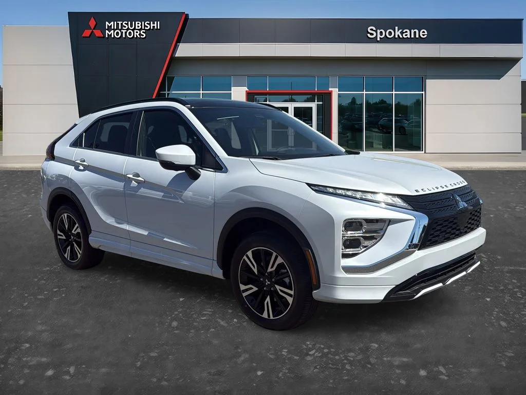 New 2026 White Diamond Mitsubishi SEL AWD image 1