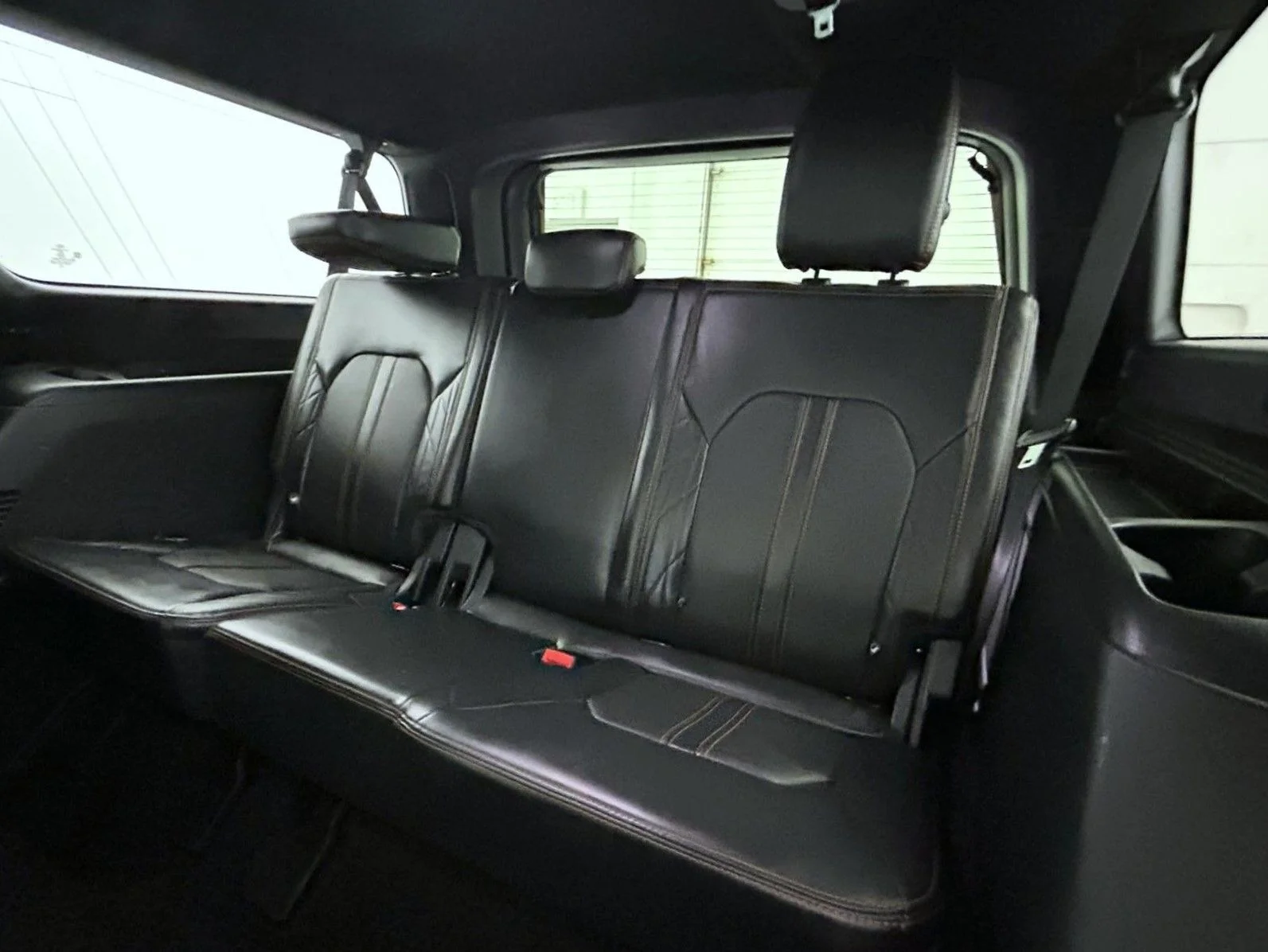 Used 2024 White Ford Platinum image 21
