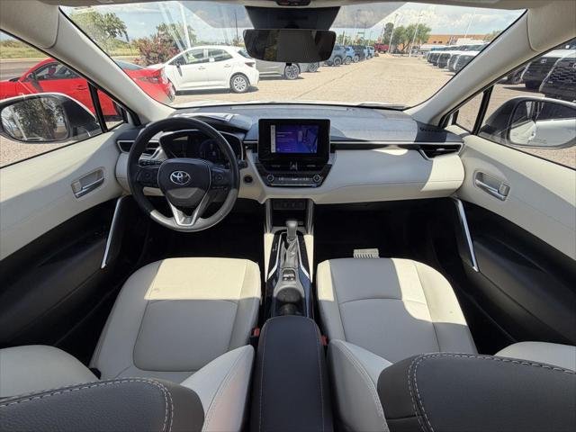 Certified Used 2023 WIND CHILL PEARL* Toyota  image 24