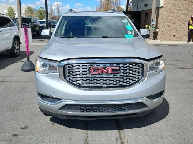 Used 2017 Silver GMC Denali image 7