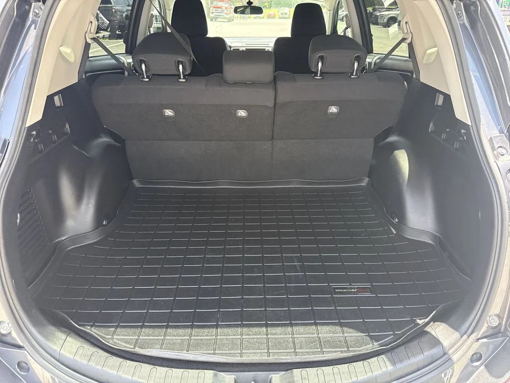 Used 2017 Gray Toyota XLE image 18