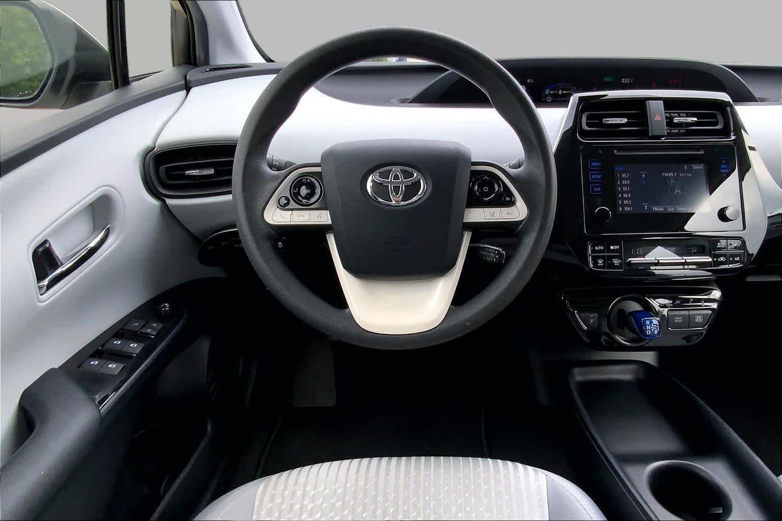 Pre-Owned 2017 Toyota Prius One
