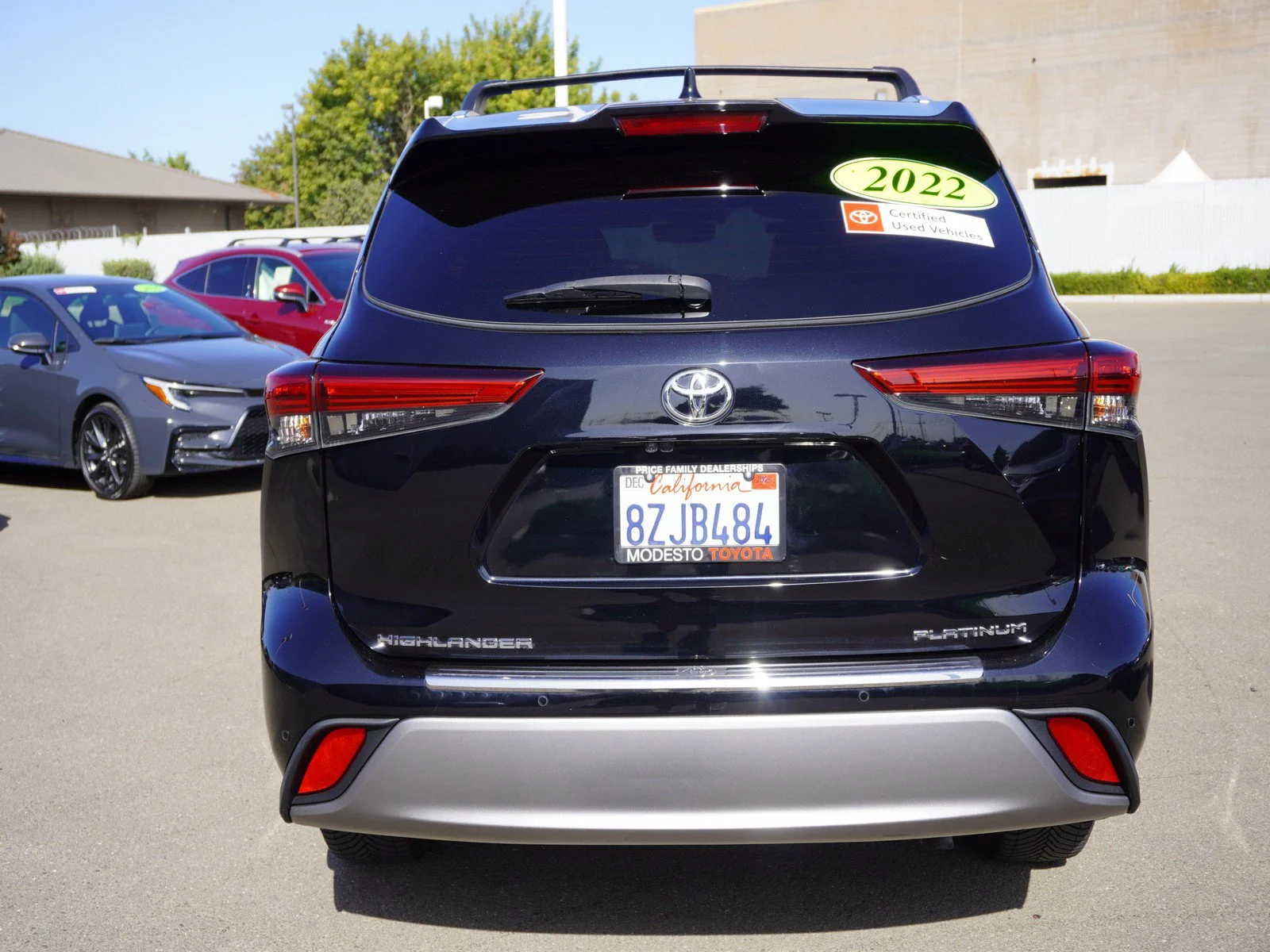 Certified Used 2022 Midnight Black Metallic Toyota Platinum image 9