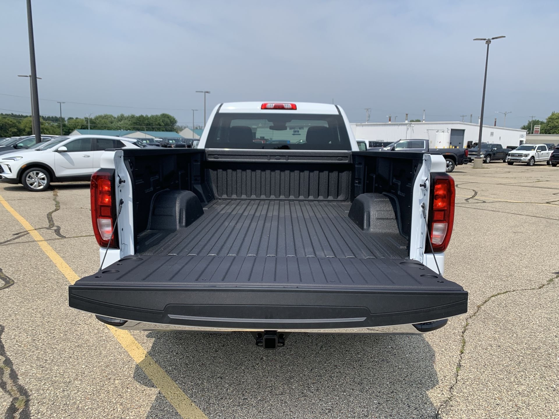 2025 GMC Sierra 1500 Pro - Photo 33