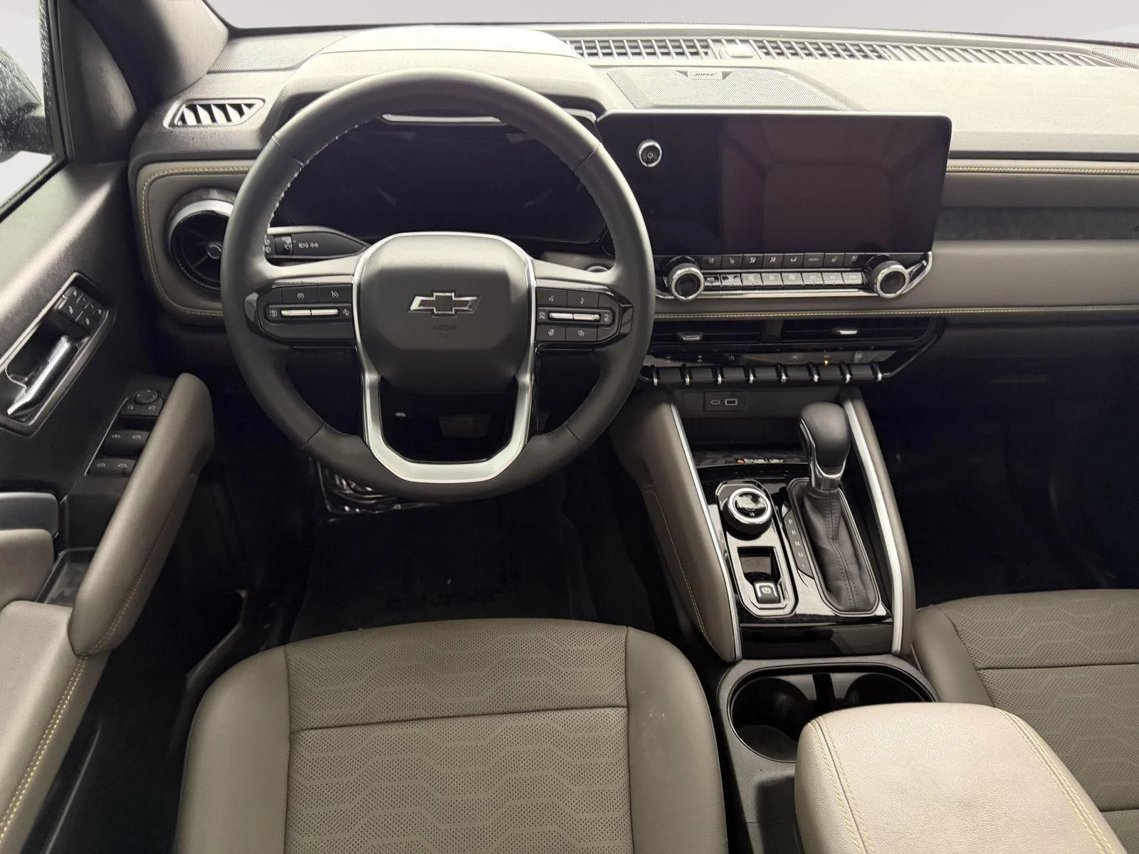 2024 Chevrolet Colorado ZR2 - Photo 6