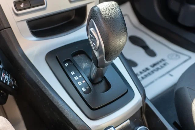 Used 2018 Gray Ford SE image 27