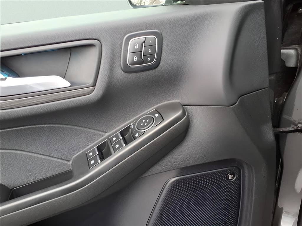 Used 2024 Silver Ford PHEV image 16