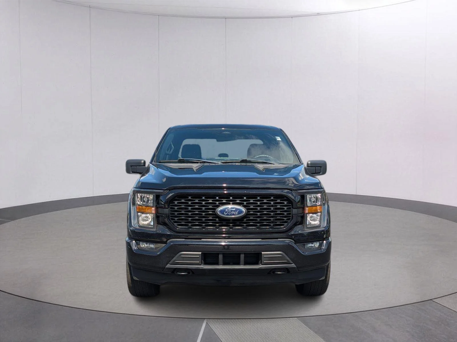 Used 2023 Agate Black Ford XL image 9