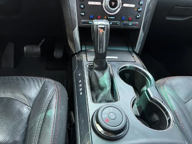Used 2016 Red Ford Sport image 20