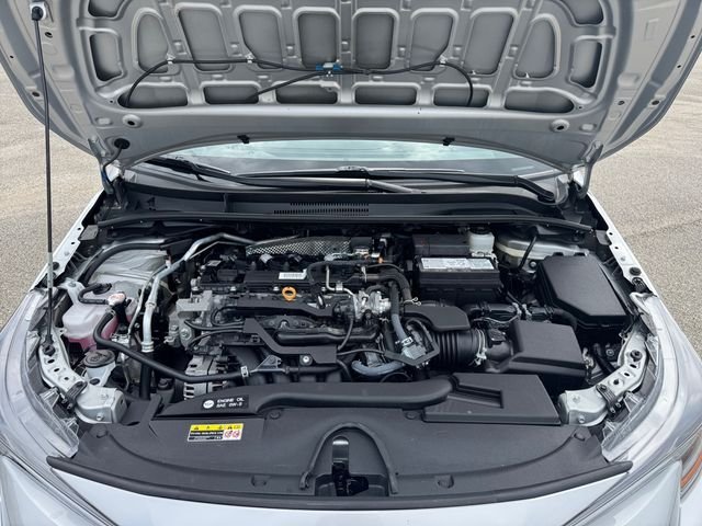 Certified Used 2025 Classic Silver Metallic Toyota LE image 20