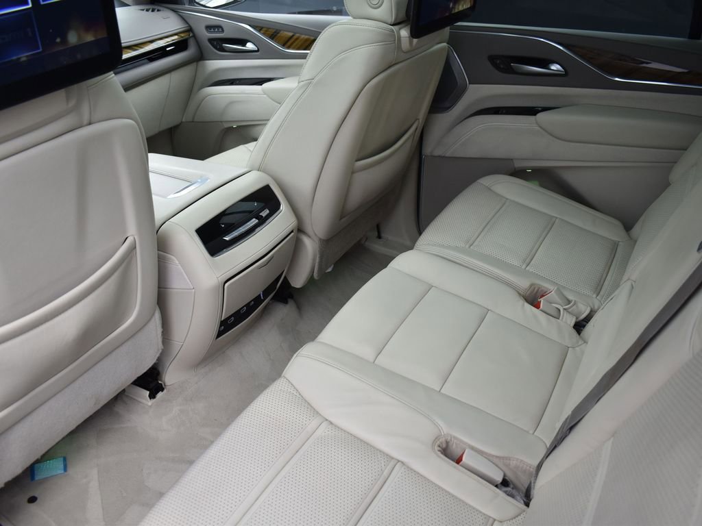 2023 CADILLAC ESCALADE ESV - Image 27