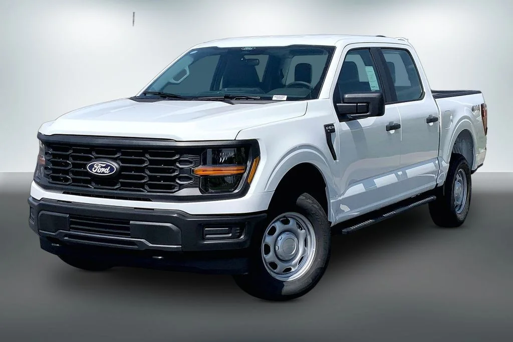 New 2026 White Ford XL image 2