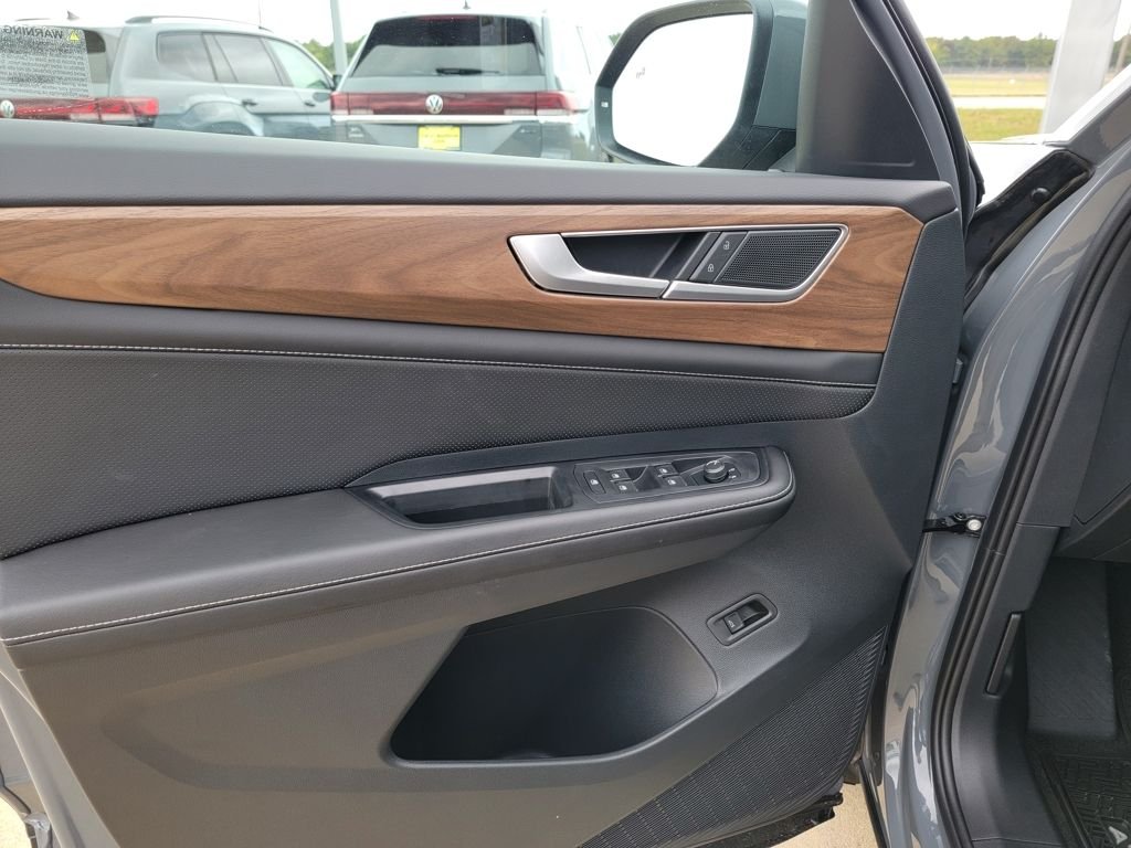 2026 Volkswagen Atlas SE w/Tech - Photo 28