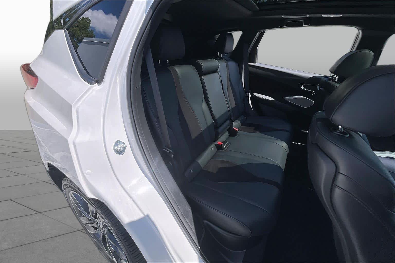 Used 2023 Platinum White Pearl Acura w/A-Spec Package image 20