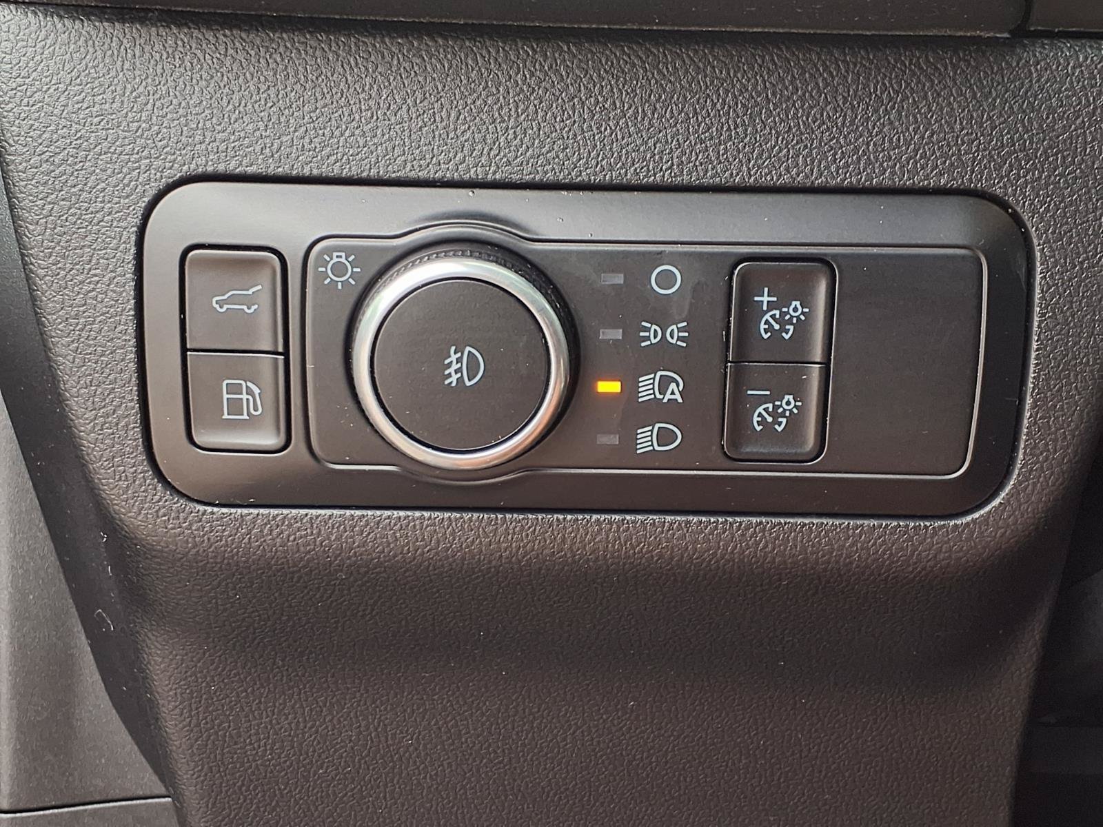 Used 2024 Agate Black Metallic Ford Platinum image 19