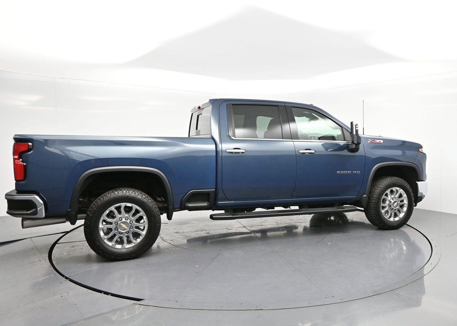 2025 Chevrolet Silverado 2500HD LTZ - Photo 8