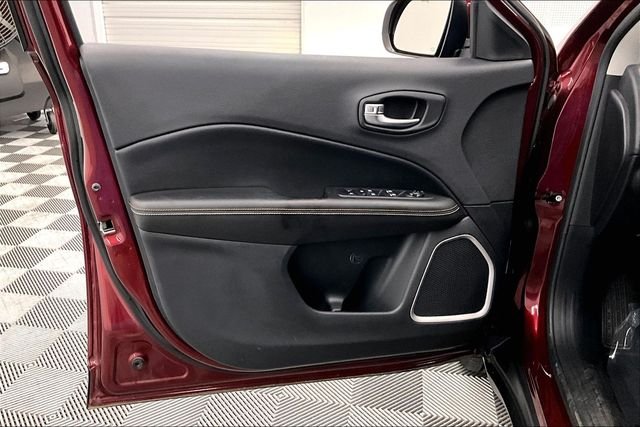 2020 Jeep Compass Latitude - Photo 20